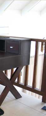 Desk Oxblood Leatehr Clad